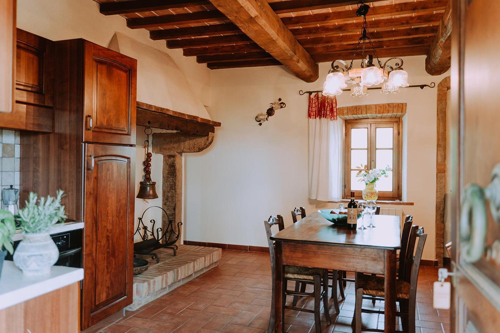 Agriturismo Lucestraia Montecatini Val di Cecina Habitación foto