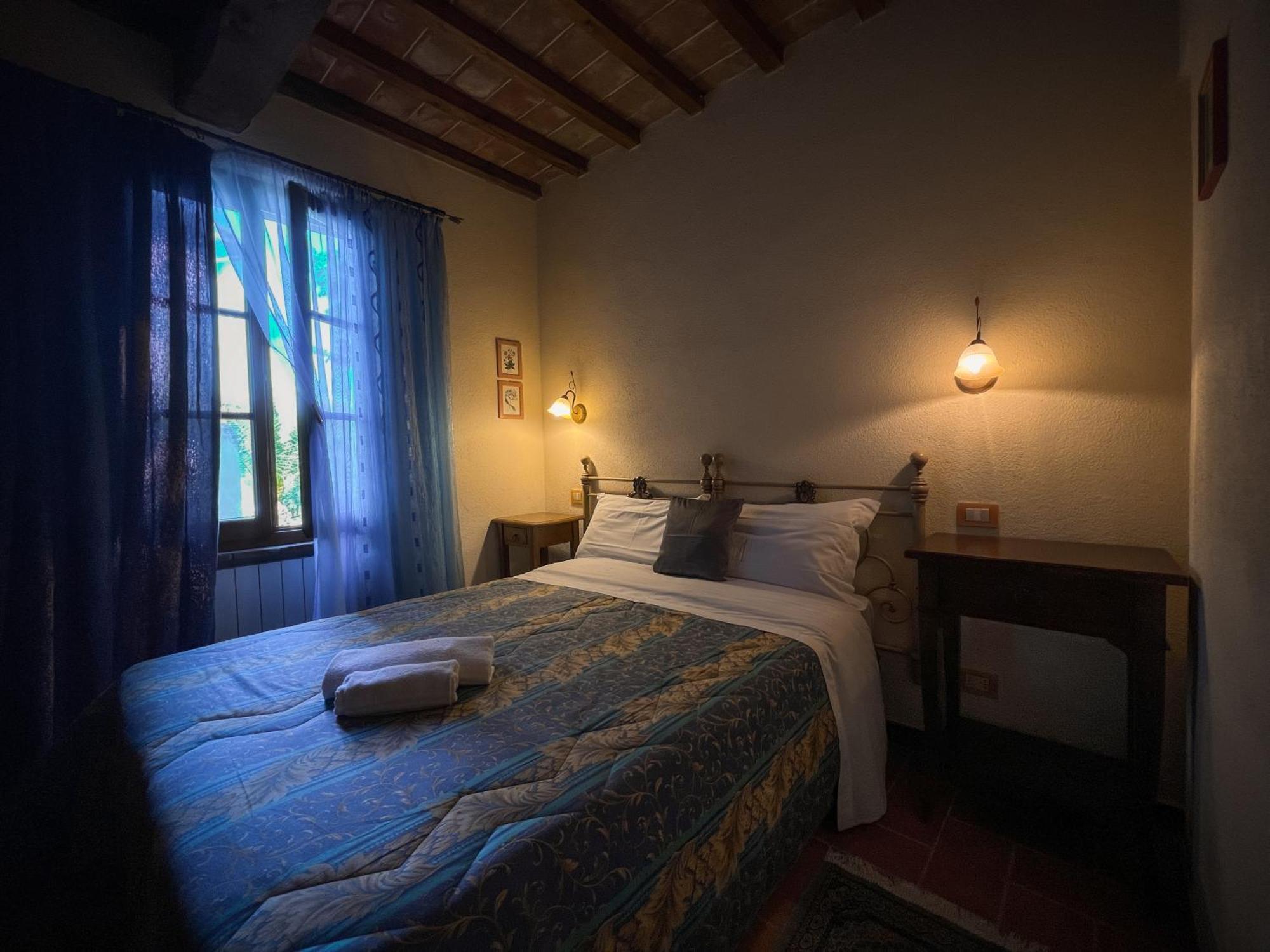 Agriturismo Lucestraia Montecatini Val di Cecina Habitación foto