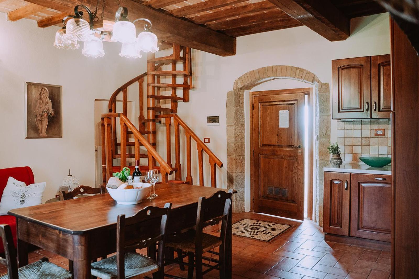 Agriturismo Lucestraia Montecatini Val di Cecina Habitación foto
