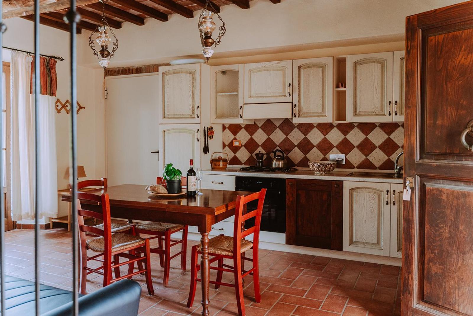 Agriturismo Lucestraia Montecatini Val di Cecina Habitación foto