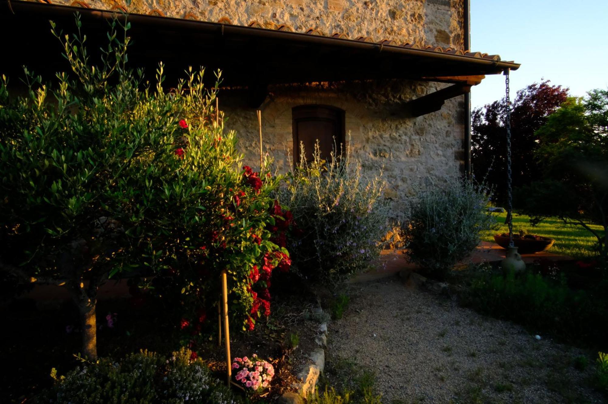 Agriturismo Lucestraia Montecatini Val di Cecina Habitación foto